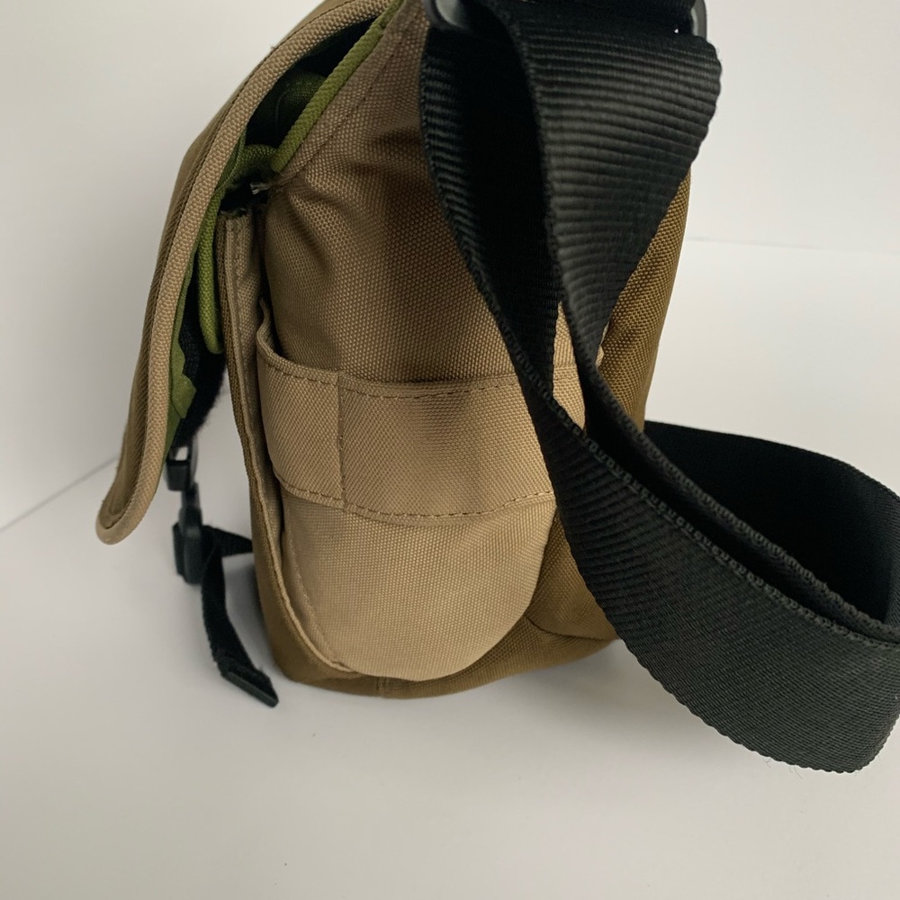 Crumpled Dslr camera bag - Picture 7 of 8